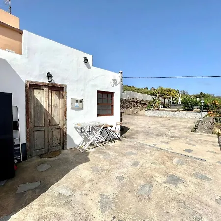 House With Jacuzzi, Wifi And View Of The Atlantic Ocean Holiday home *