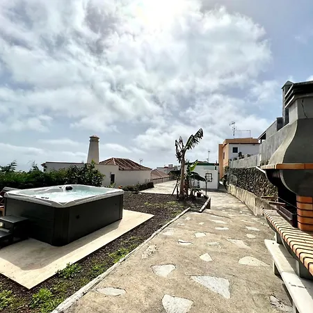 Holiday home House With Jacuzzi, Wifi And View Of The Atlantic Ocean